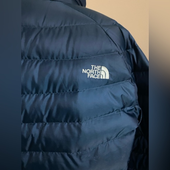 🎉🧚‍♀️ NWT The North Face stylish gorgeous women’s down jacket. - Picture 4 of 8